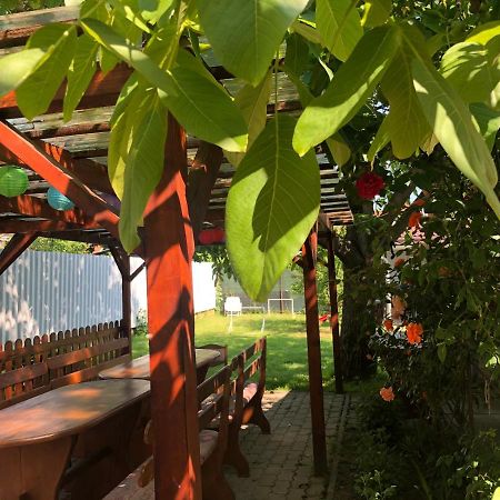 Jesolo Apartmanhaz Balatonkeresztur Bagian luar foto